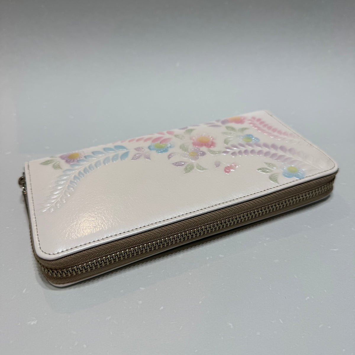 ラウンドファスナー財布　花鳥