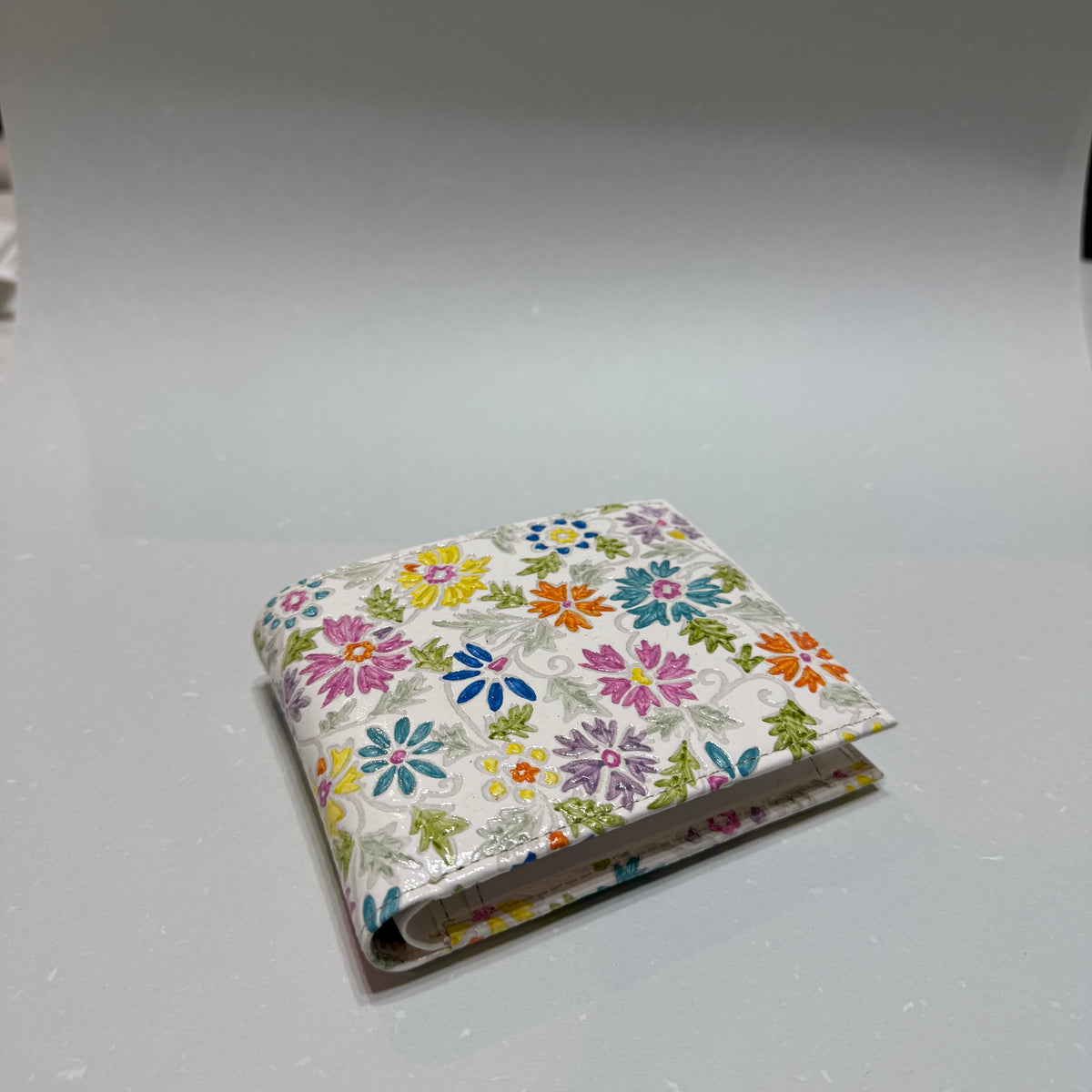 二つ折り財布　フローラル